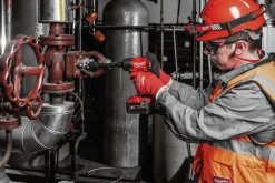 Akkumutterinväännin