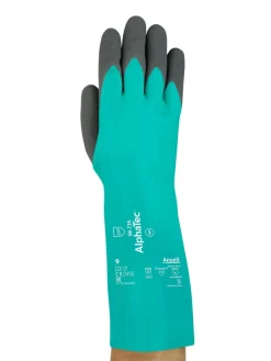 Kemikaalisuojakäsine