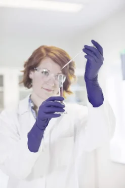 Kertakäyttökäsine