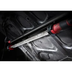 Konepellinalusvalaisin