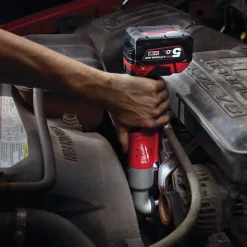 Kulmaruuvinväännin