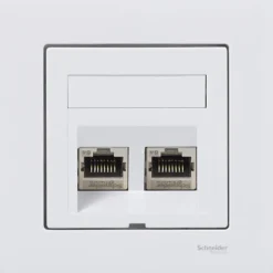 Modulaarinen pistorasia