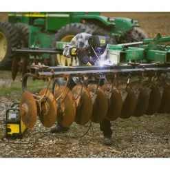 Monimenetelmähitsauskone