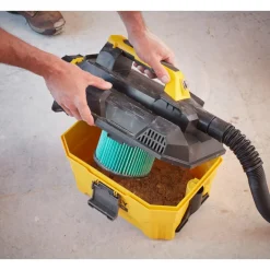 Märkä- ja kuivaimuri