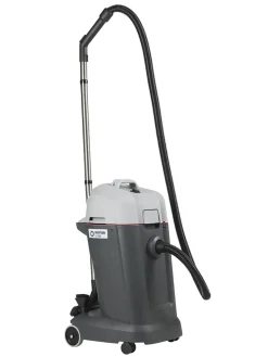 Märkä- ja kuivaimuri