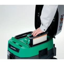 Märkä- ja kuivaimuri