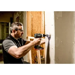 Porakone-ruuvinväännin