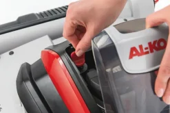 Sammaleenrepijä / nurmikon ilmaaja