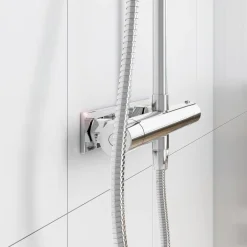 Sekoittimen kiinnike