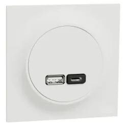 USB-latauspistorasia