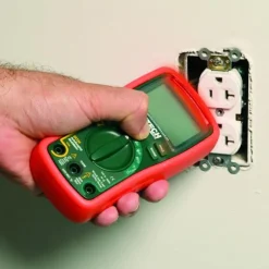 Yleismittari/volttimittari